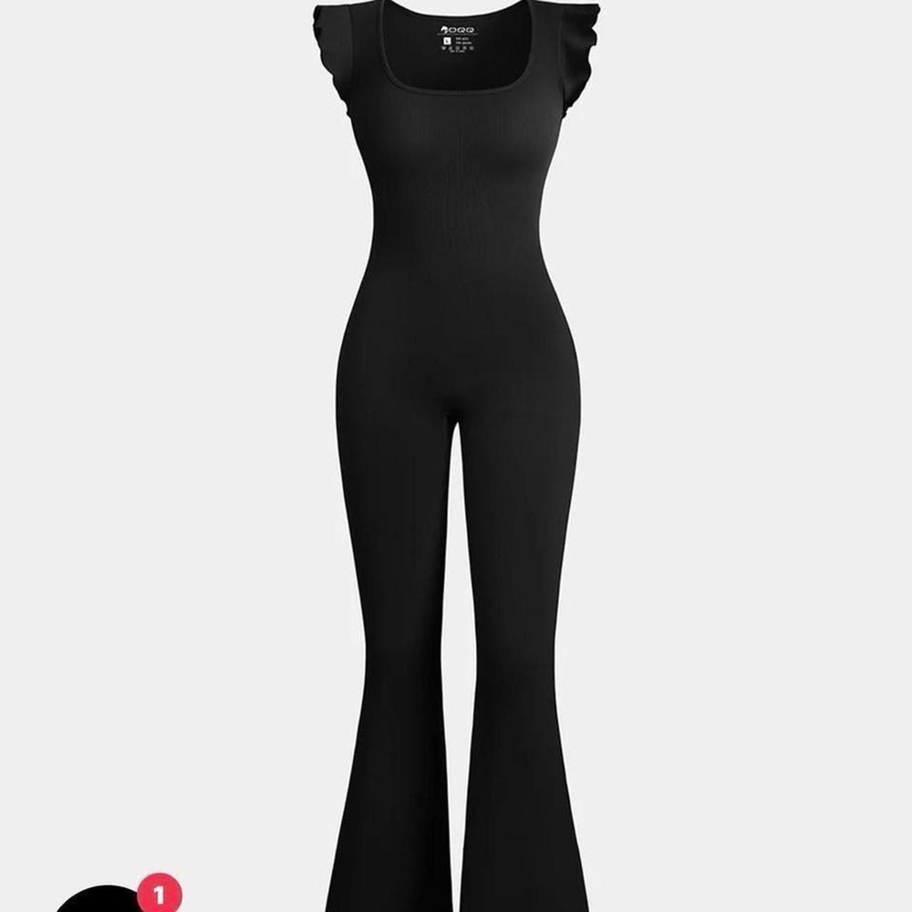 OQQ Women's black ruffle flare jumpsuit
